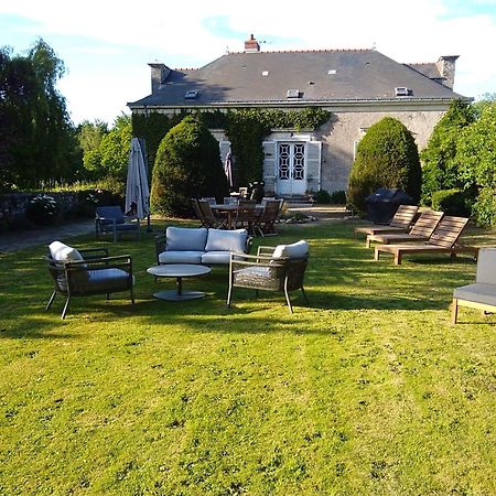 Le Domaine Du Cormier Hotell Orvault Exteriör bild