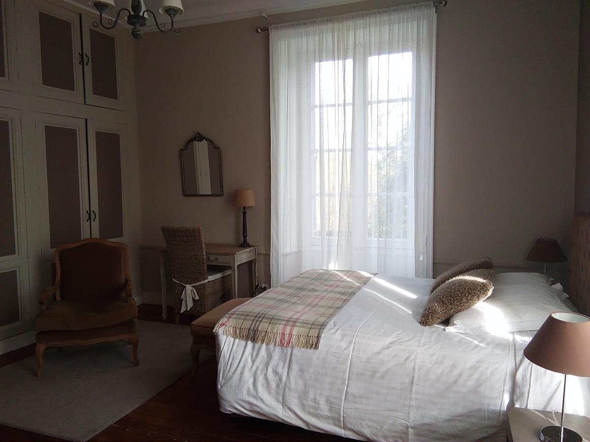 Le Domaine Du Cormier Hotell Orvault Exteriör bild